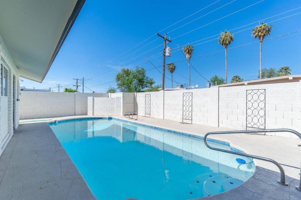 Cozy-Perfect Location-Private Pool-Heat Optional- Spring Training-Gcu Villa Phoenix Exteriör bild