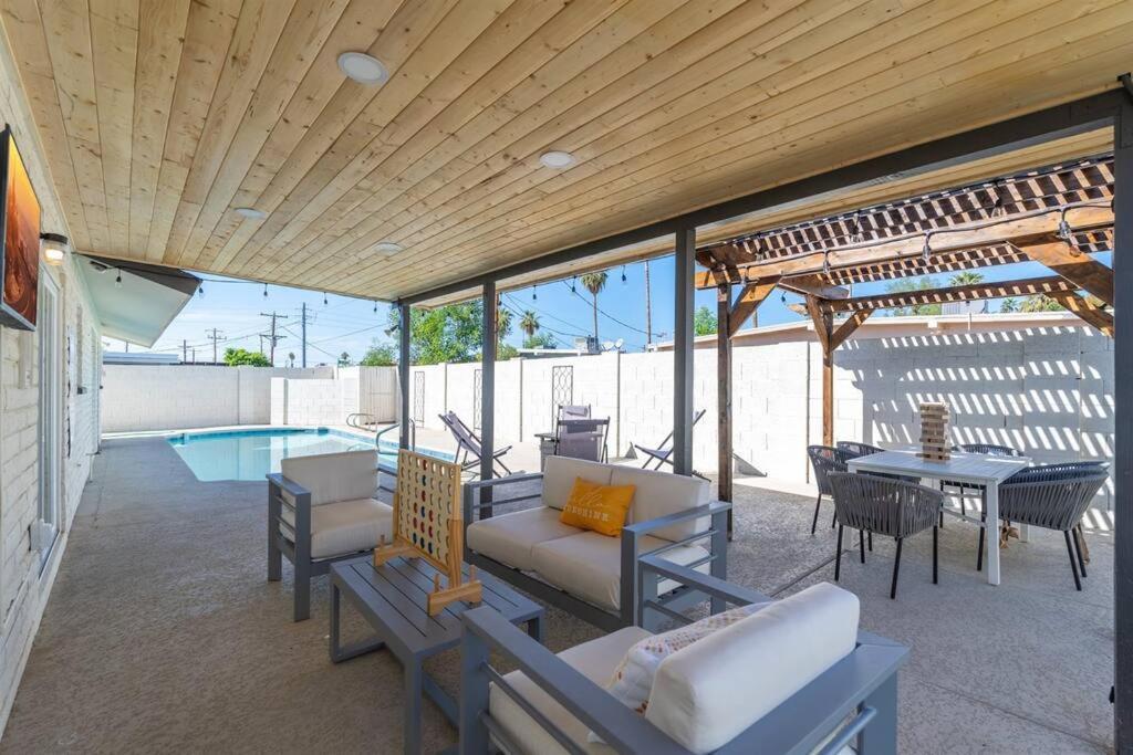 Cozy-Perfect Location-Private Pool-Heat Optional- Spring Training-Gcu Villa Phoenix Exteriör bild